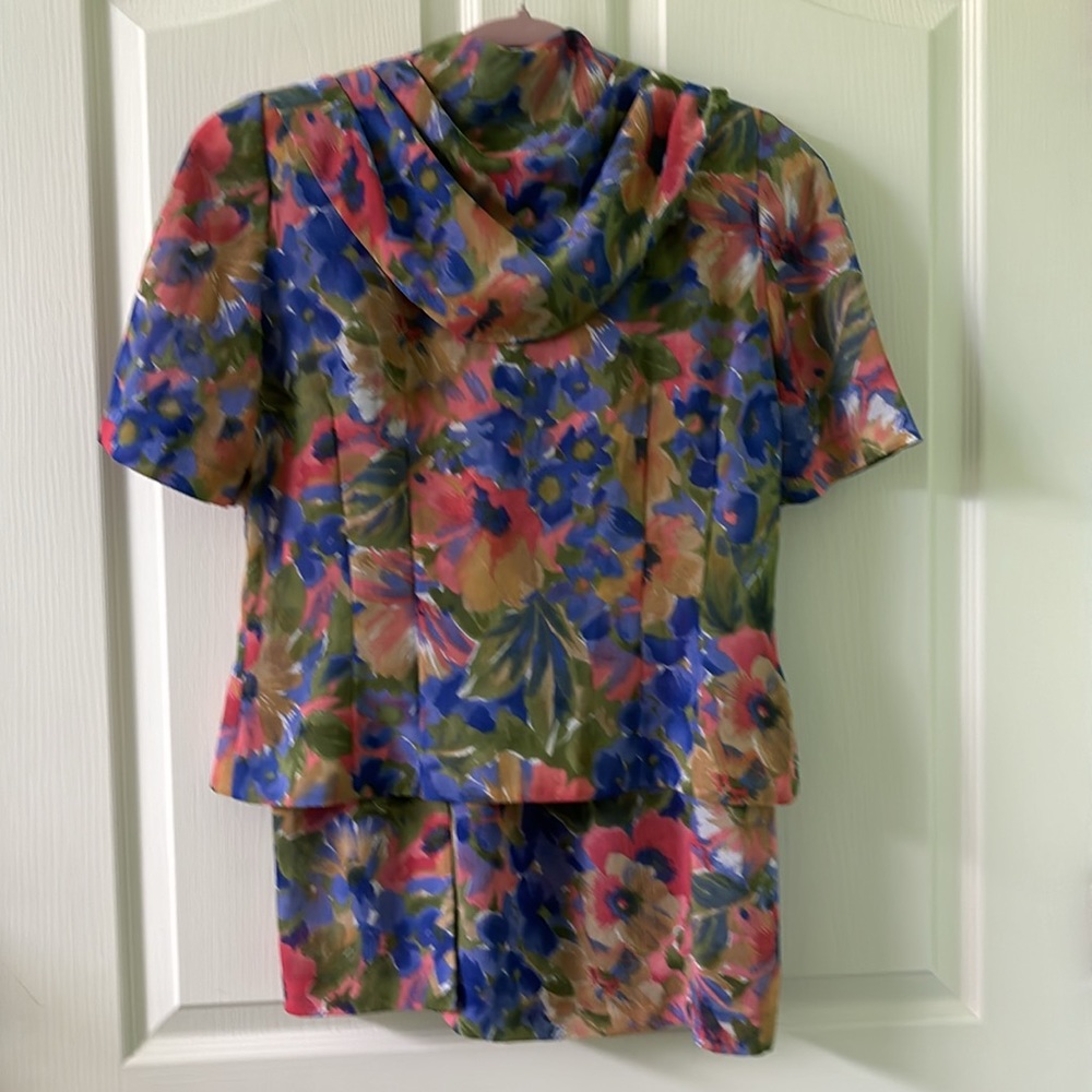 Leslie Fay colorful skirt & top - Picture 4 of 5